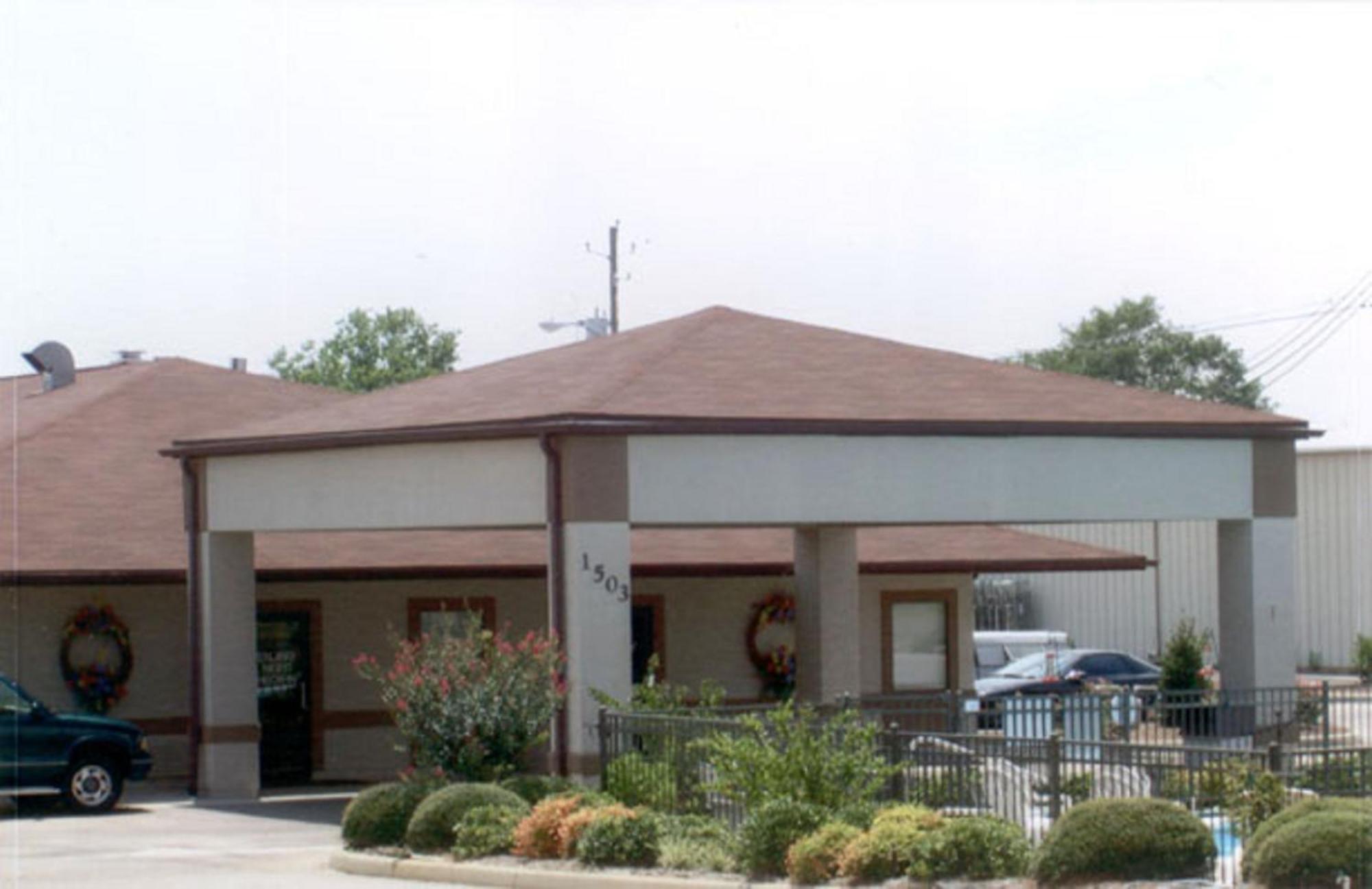 Briarwood Inn Of Geneva מראה חיצוני תמונה